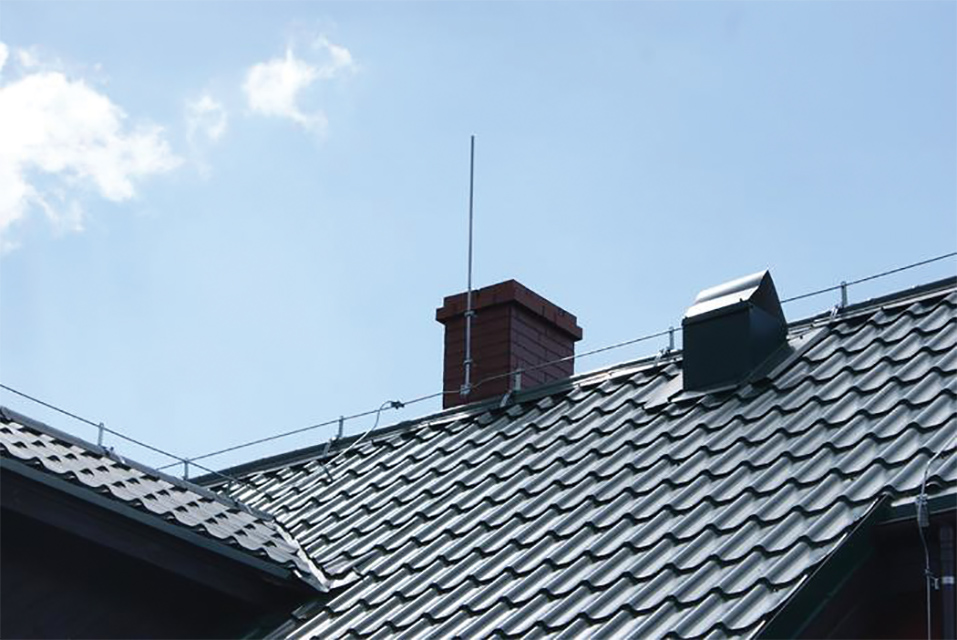 Какой бывает молниезащита зданий? Какой бывает молниезащита зданий?